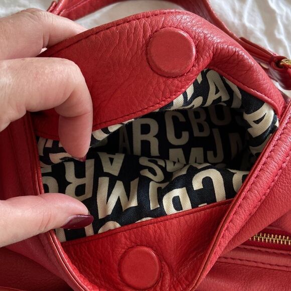 Marc Jacobs Red Safron hobo Bag EUC - Picture 6 of 14